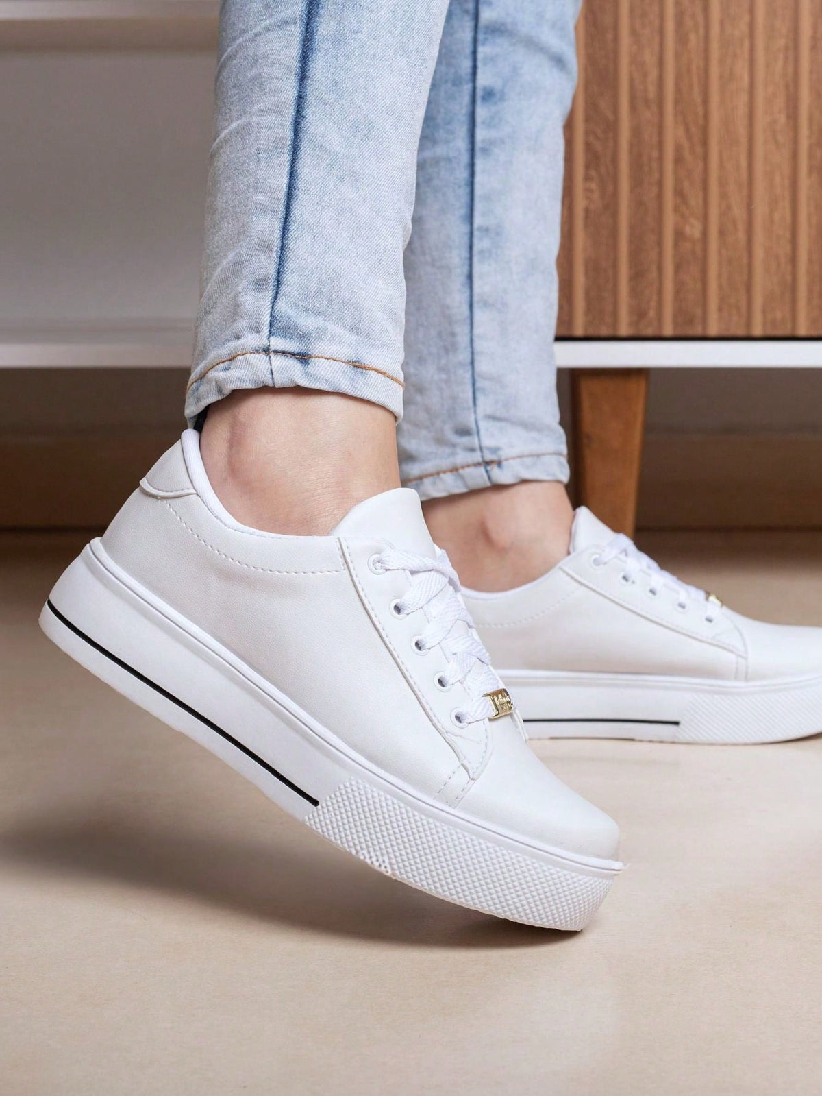 Tênis Feminino Branco -  Poli Confort