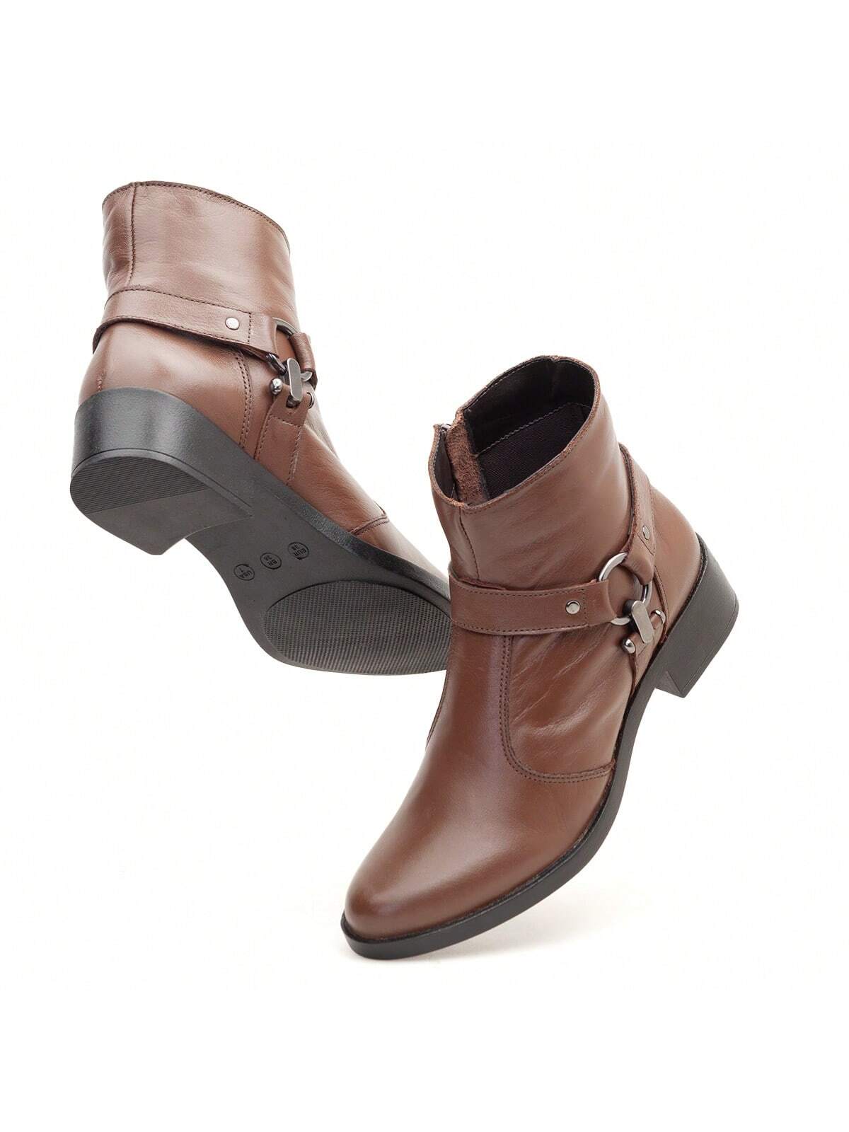 Bota Feminina Cano Curto de Couro Floriza