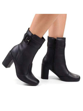 Bota Feminina Cano Curto Com Fivela Preta