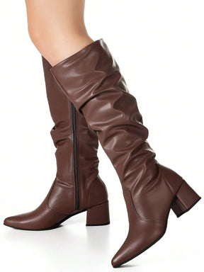 Bota Feminina Cano Longo Enrugado Marrom